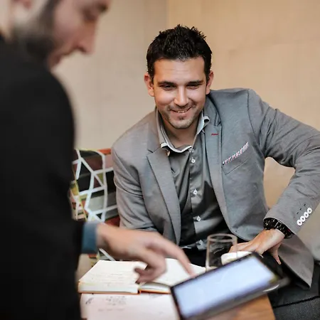 Готель Ibis Jose Malhoa