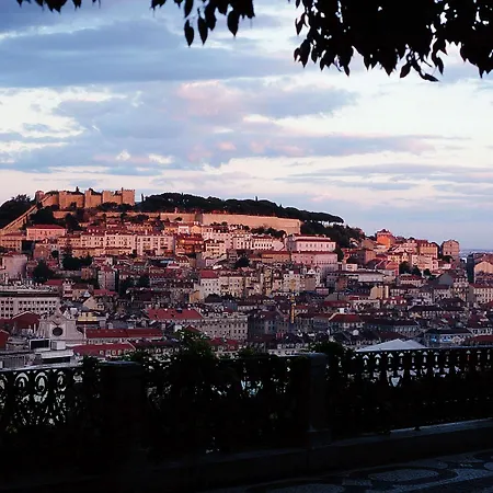 ホテル ホテルイビス リスボア ジョゼマリョア 2*