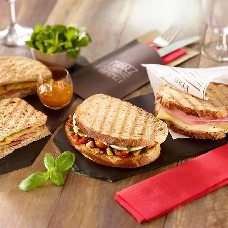 ホテルイビス リスボア ジョゼマリョア 2*