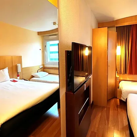 ホテルイビス リスボア ジョゼマリョア 2*