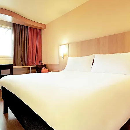 Ibis Jose Malhoa Lisboa