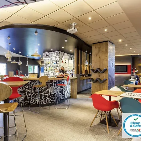 Ibis Jose Malhoa 2*