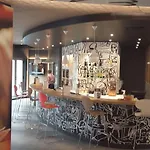 Ibis Jose Malhoa Отель 2*