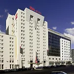 מלון Ibis Jose Malhoa 2*