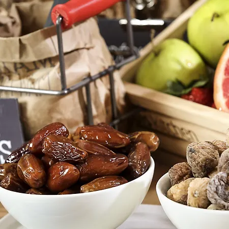 Ibis Jose Malhoa Lisboa