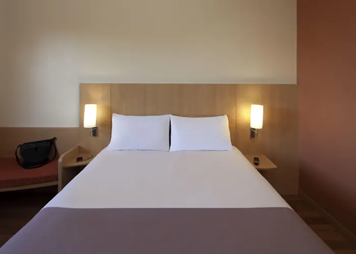 Ibis Jose Malhoa Ξενοδοχείο 2*