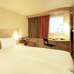 Ibis Jose Malhoa 2*