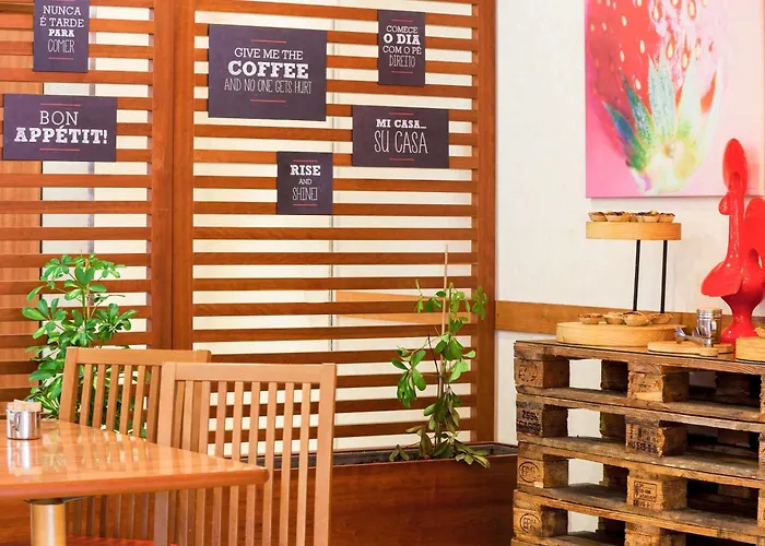 Hotel Ibis Jose Malhoa 2*